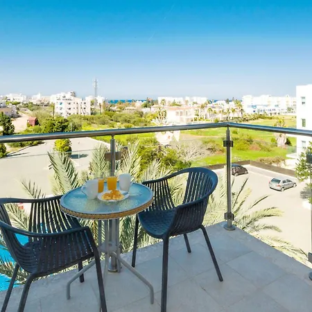 Lula - Coralli Beachfront Holiday home